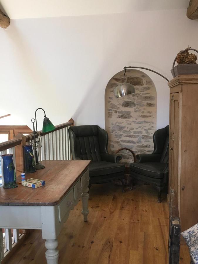 No 6 Bed and Breakfast Dournazac Exteriör bild